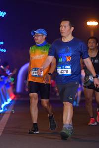 BIB: 435, 42711
                            <button type="button" onclick="openModal(21471302)" class="btn btn-primary btn-sm float-right btn-popup" data-toggle="modal" data-target=".modal-high-quality">
                        <i class="fas fa-shopping-cart"></i> Add to Cart
                    </button>
                                            <button type="button" onclick="isThisMe(21471302, true)" class="btn btn-success btn-sm float-right btn-popup btn-isme hidden" data-toggle="tooltip" data-placement="bottom" title="นี่คือรูปของคุณใช่ไหม คลิกที่นี่เพื่อเอาเข้าอัลบั้ม">
                        <i class="fas fa-plus"></i> Add to album
                    </button>
                    <button type="button" onclick="isThisMe(21471302, false)" class="btn btn-warning btn-sm float-right btn-popup btn-isnotme hidden">
                        <i class="fas fa-ban"></i> Remove from album
                    </button>